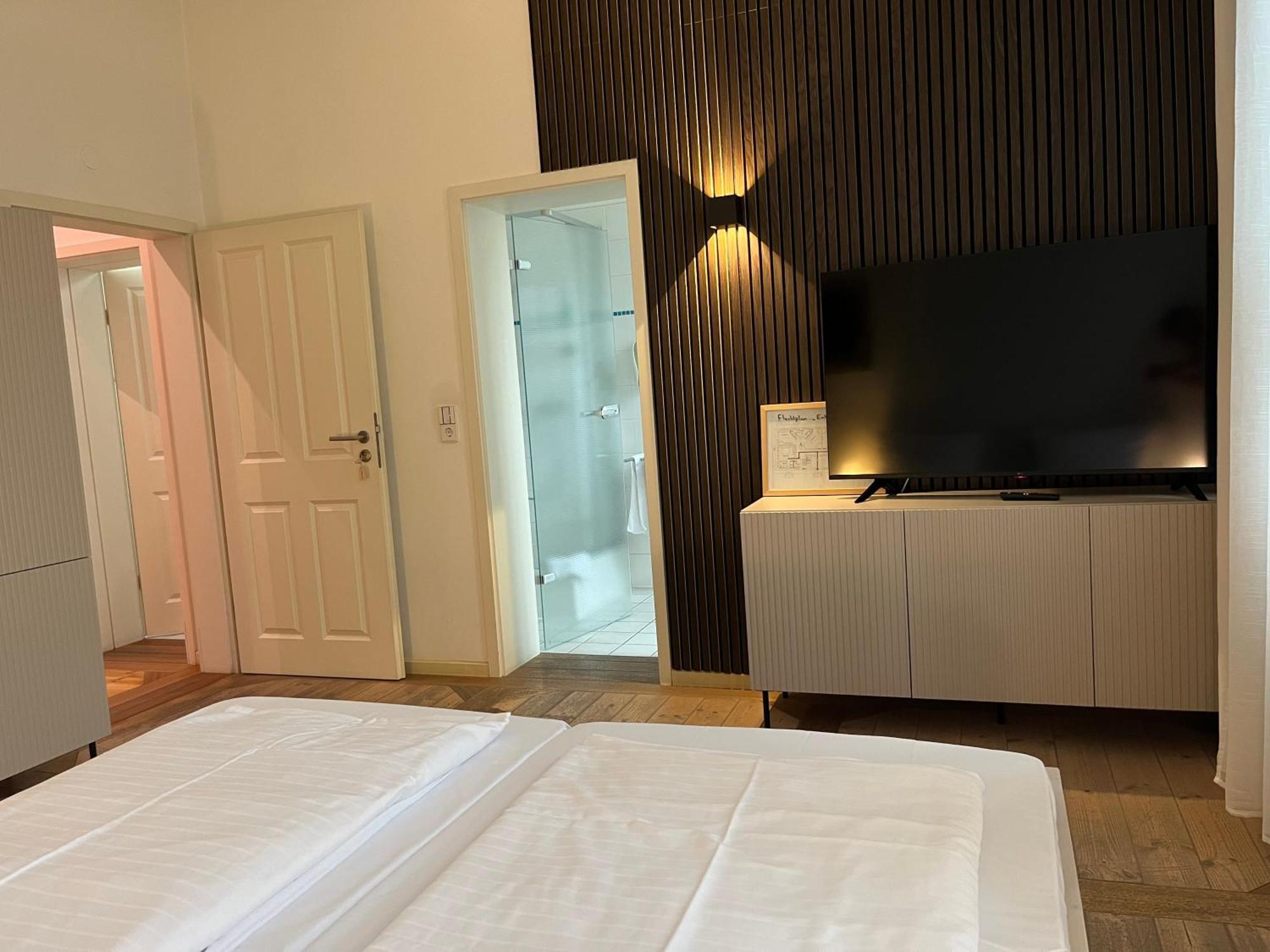 Hotel Hahn Gondelsheim Habitación foto